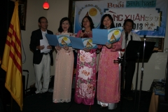 1_mung-xuan-quy-ti100