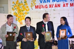 tet-at-mui099