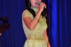 thu-ve-trong-mat-em126