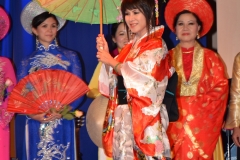 thu-ve-trong-mat-em301