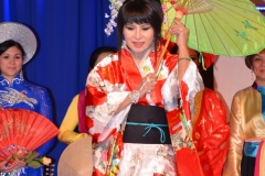 thu-ve-trong-mat-em305