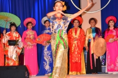 thu-ve-trong-mat-em380