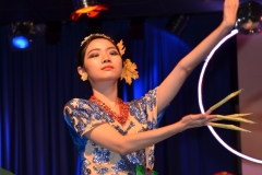 thu-ve-trong-mat-em382