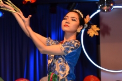thu-ve-trong-mat-em384