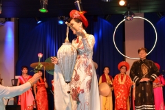 thu-ve-trong-mat-em410